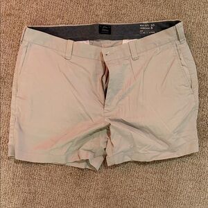 Men's Tan Shorts J. Crew Short Shorts 5” inseam size 35